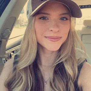 Meet your Posher, Callie